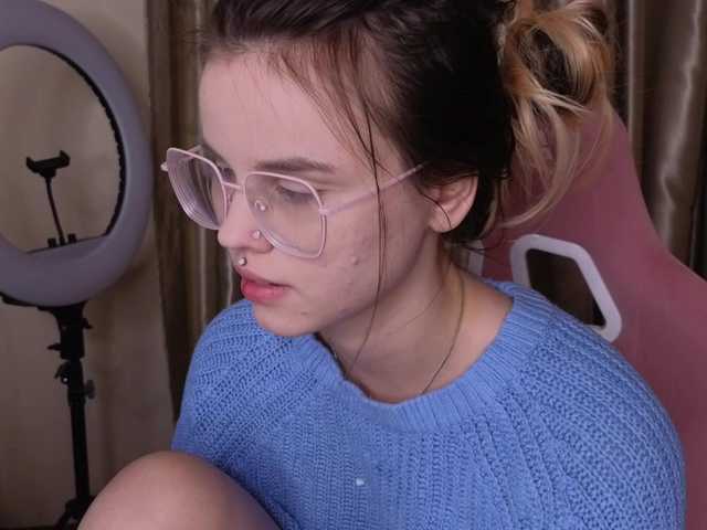 HannaCristal's BongaCams show and profile