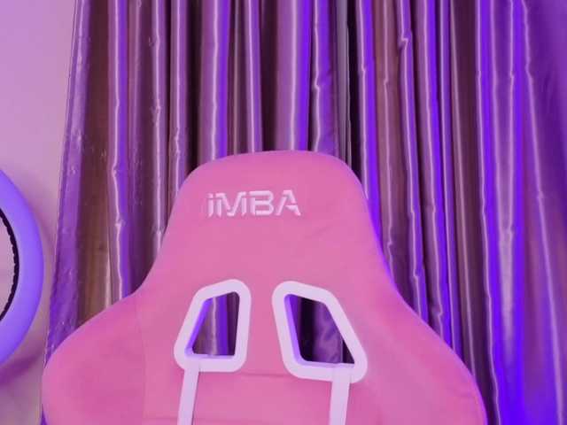 HannaCristal's BongaCams show and profile