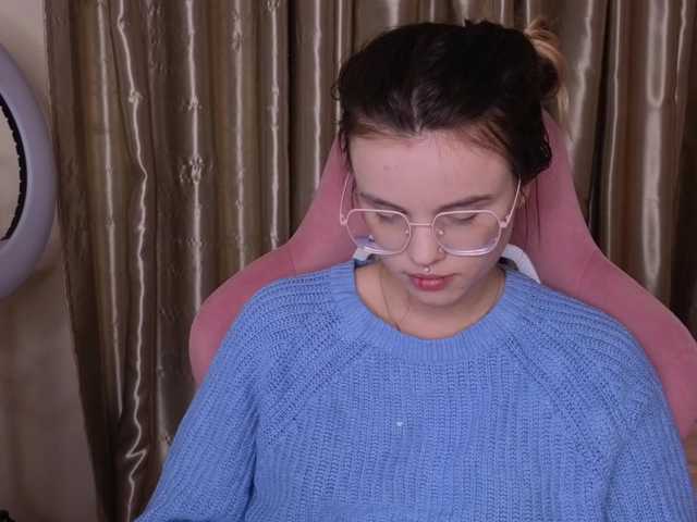 HannaCristal's BongaCams show and profile