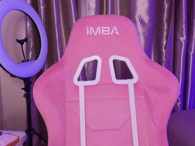 HannaCristal's BongaCams show and profile