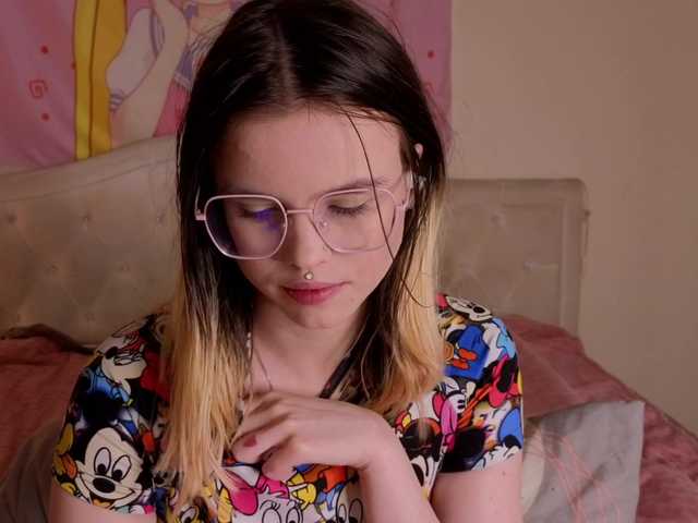 HannaCristal's BongaCams show and profile