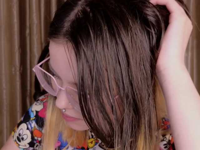 HannaCristal's BongaCams show and profile