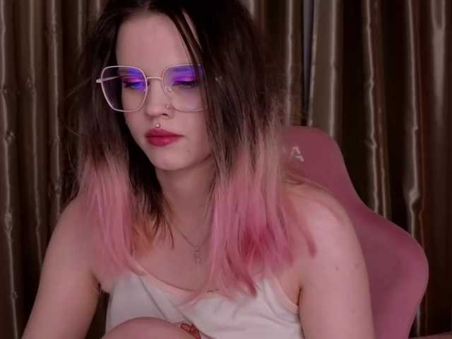 HannaCristal live cam