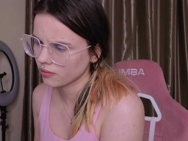 HannaCristal's BongaCams show and profile