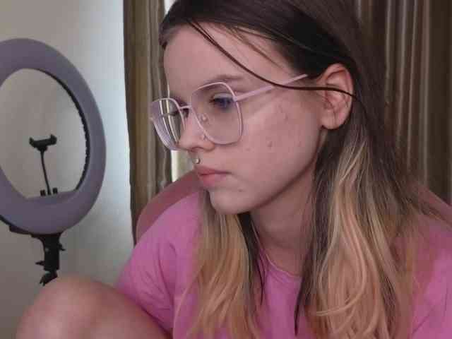 HannaCristal Live Webcam on BongaCams