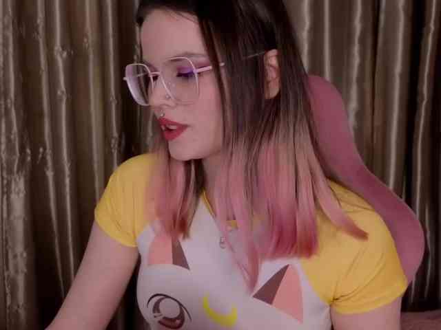 HannaCristal Live Webcam on BongaCams