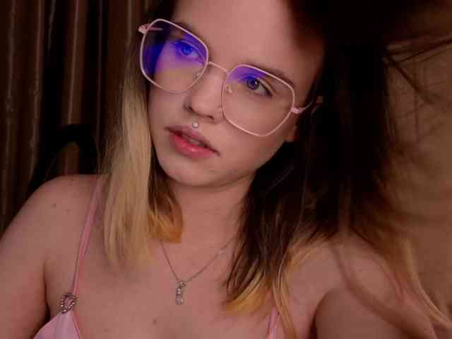 HannaCristal Live Webcam on BongaCams