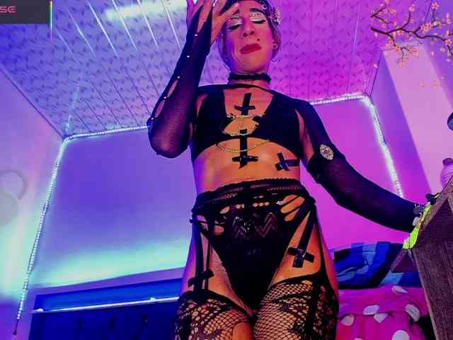 asmodeabig Live Webcam on BongaCams