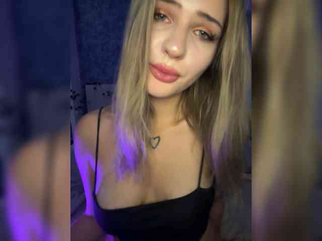 -Melani- webcam