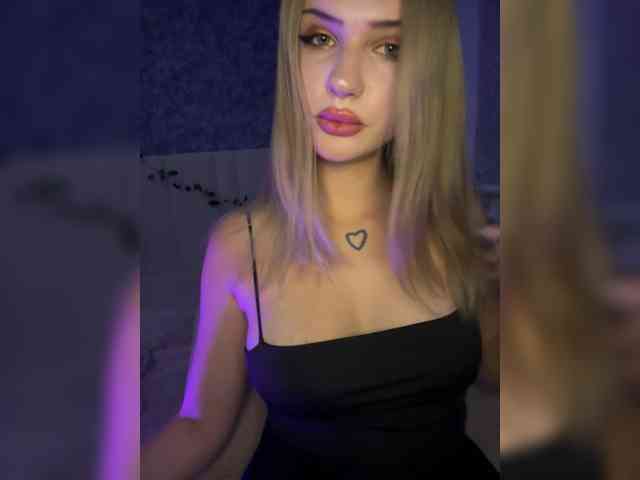 -Melani- webcam