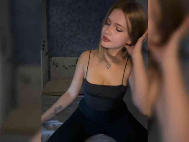 -Melani- webcam
