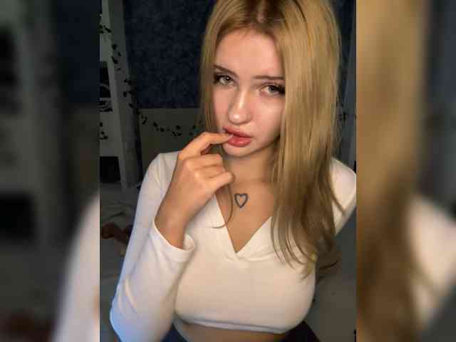 -Melani- webcam