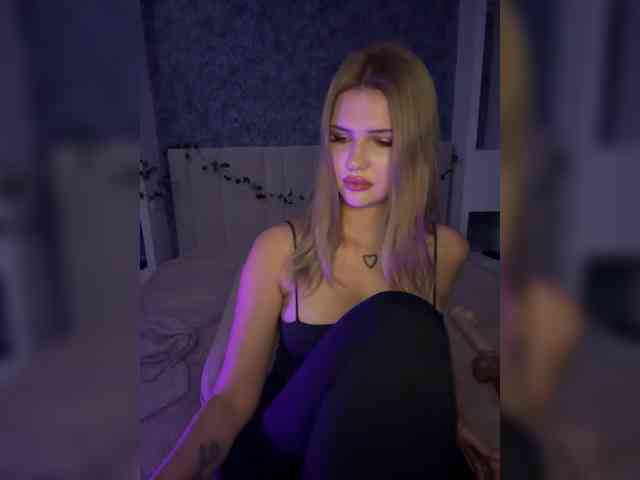 -Melani- webcam