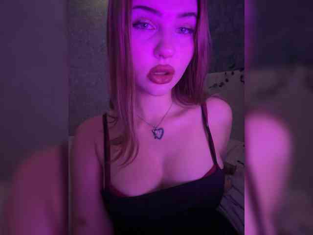 Melaniamyr Live Webcam on BongaCams