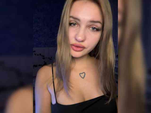 -Melani- webcam