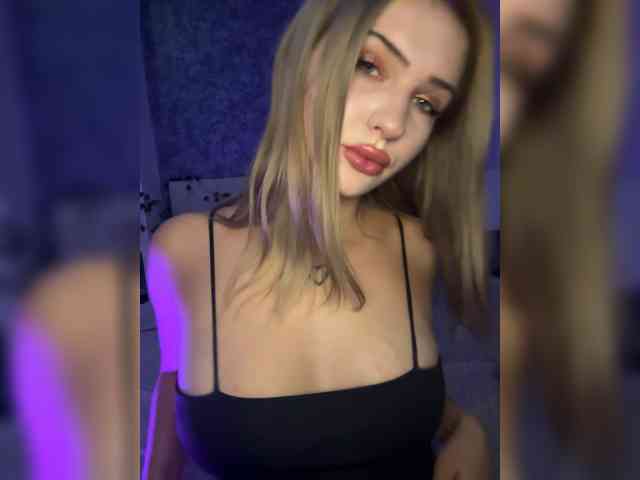 -Melani- webcam