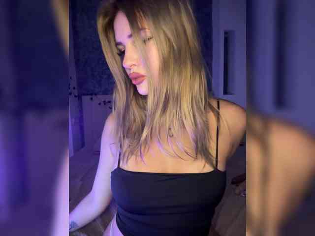 -Melani- webcam
