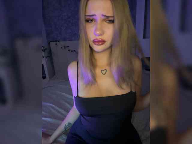 -Melani- webcam