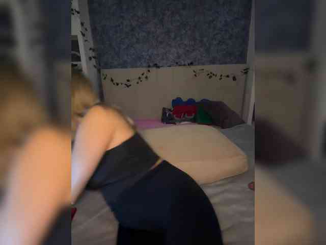 -Melani- webcam