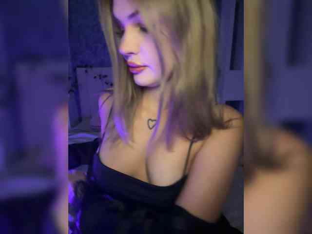 -Melani- webcam