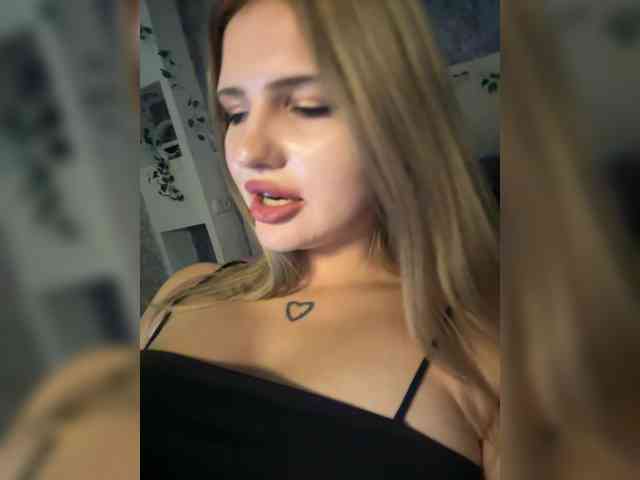 -Melani- webcam