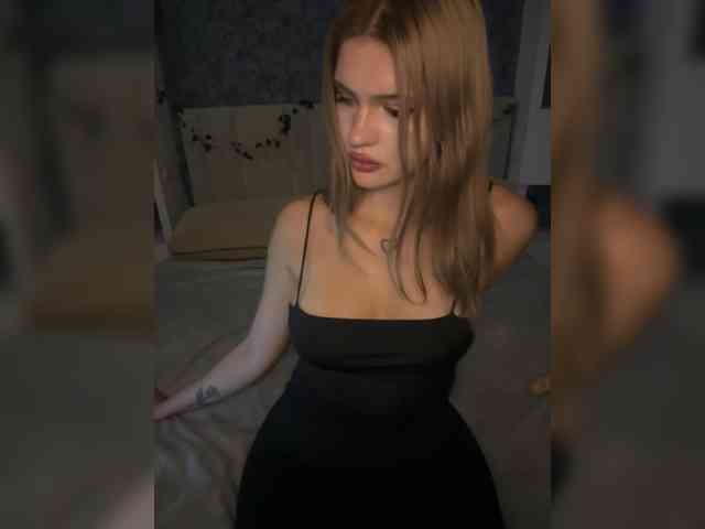 -Melani- webcam