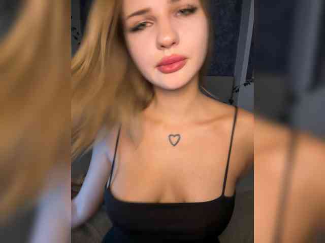 -Melani- webcam