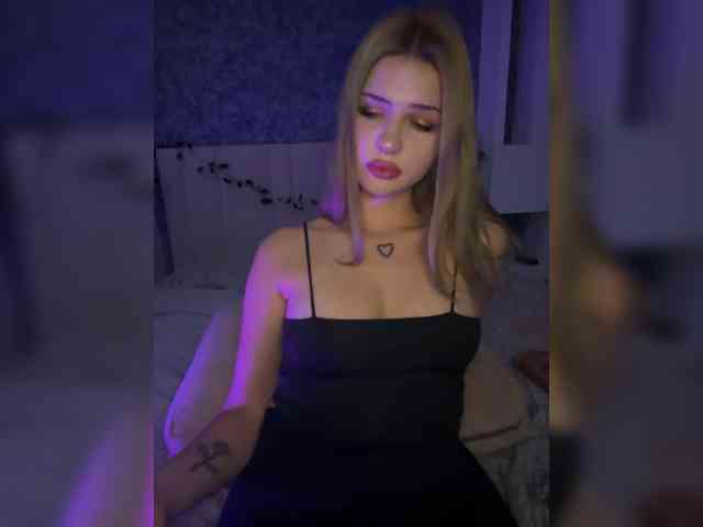 -Melani- webcam
