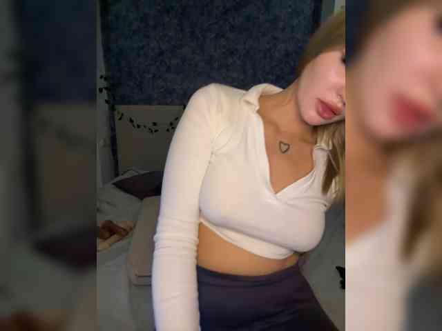 -Melani- webcam