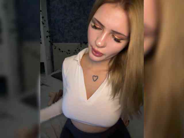 -Melani- webcam