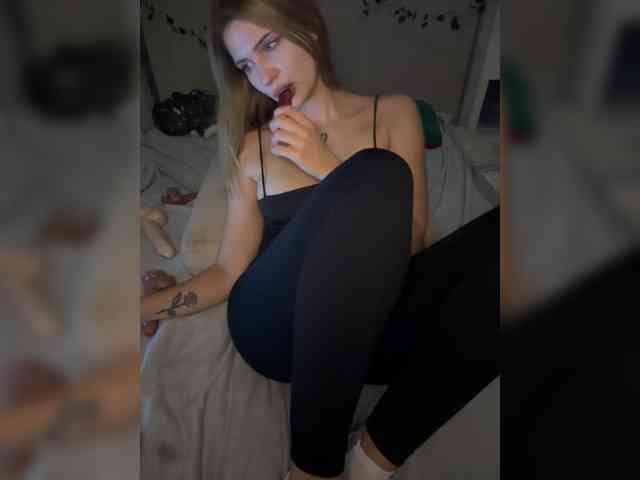-Melani- webcam