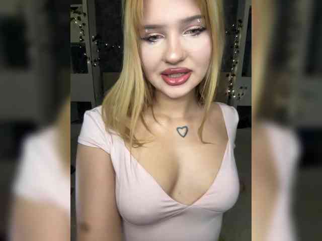 -Melani- webcam