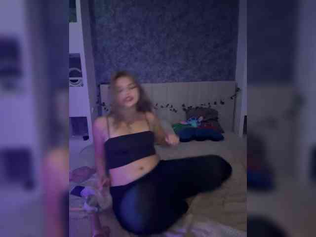 -Melani- webcam