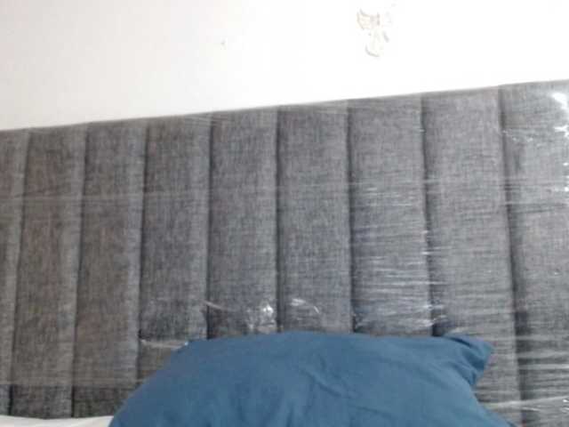 Realholly's BongaCams show and profile