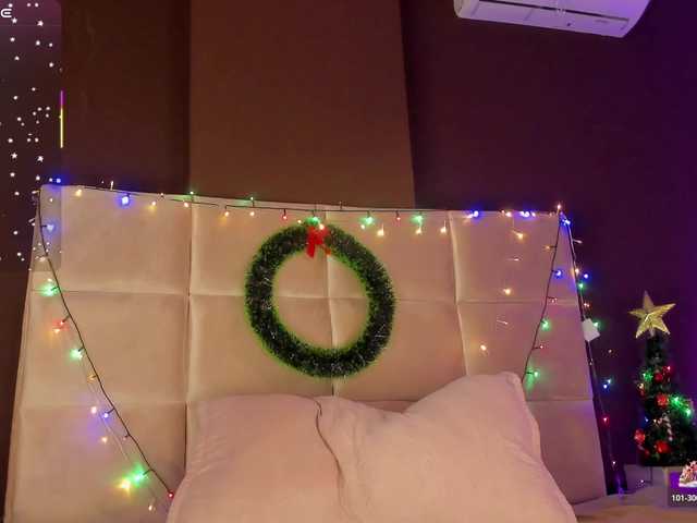 Fallon-1's BongaCams show and profile