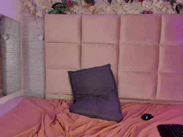Fallon-1 Live Webcam on BongaCams