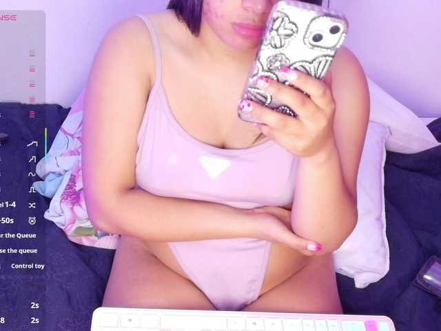 drooling4daddy's BongaCams show and profile