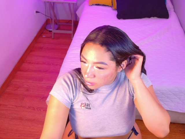 drooling4daddy's BongaCams show and profile