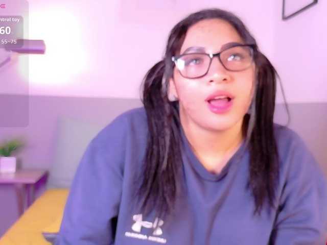 drooling4daddy's BongaCams show and profile