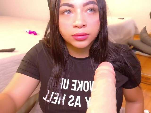 drooling4daddy's BongaCams show and profile