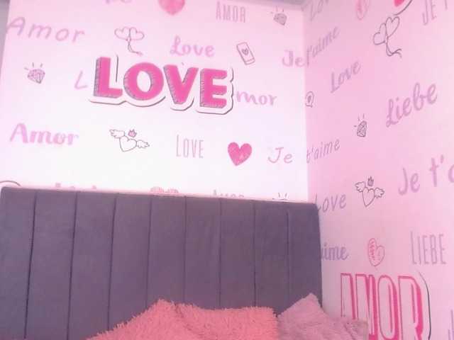 SachaBratz's BongaCams show and profile