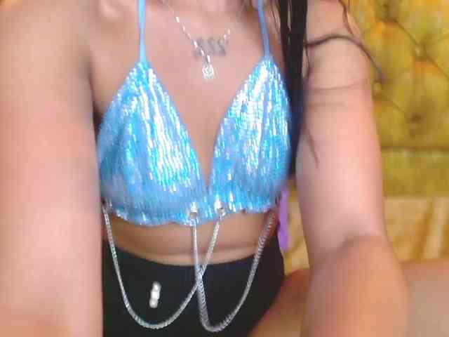 SachaBratz webcam