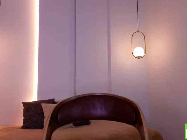 Lana-Starlett Lana-Starlett