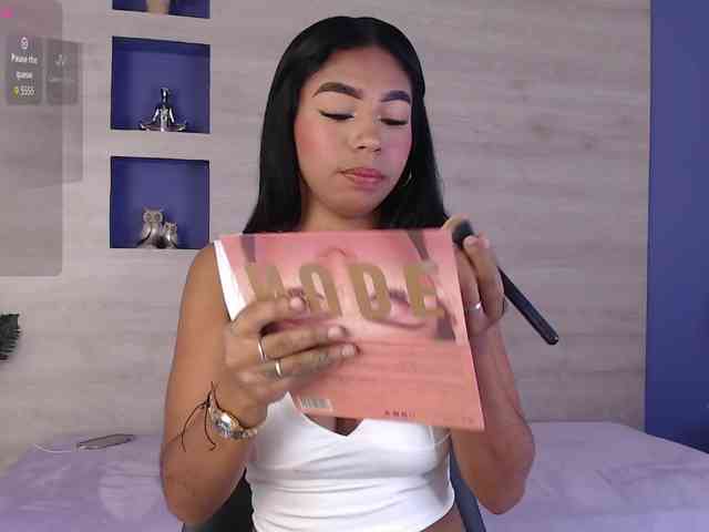 Lana-Starlett webcam