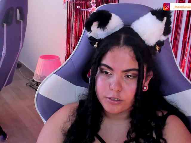 Sophie_Luna webcam