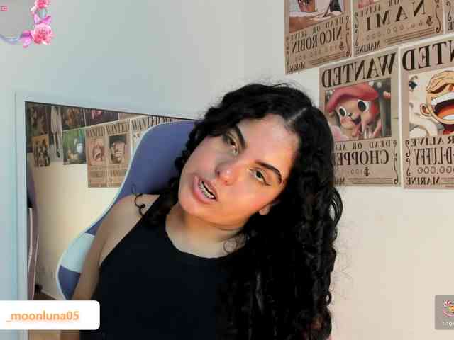Sophie_Luna webcam