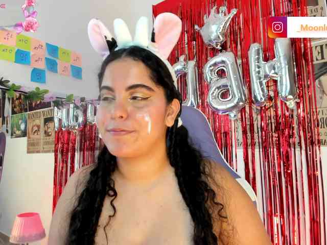 Sophie_Luna webcam