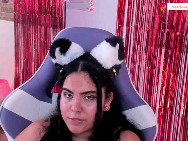 Sophie_Luna webcam