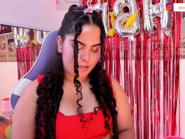 Sophie_Luna webcam