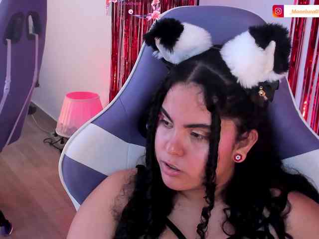 Sophie_Luna webcam